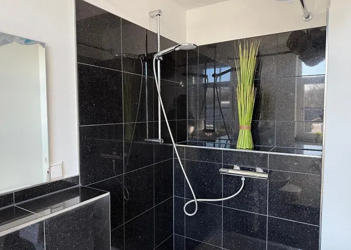 Modernes Am Hafen - Hannah * Bergkamen